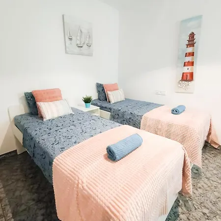 Oasis - Urquinaona Hostel Barcelona