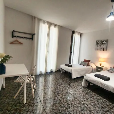 Hostel Oasis - Urquinaona Barcelona